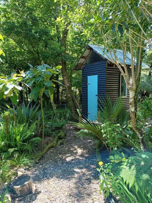 Gumboot Paradise Eco Stay Barrytown Экстерьер фото