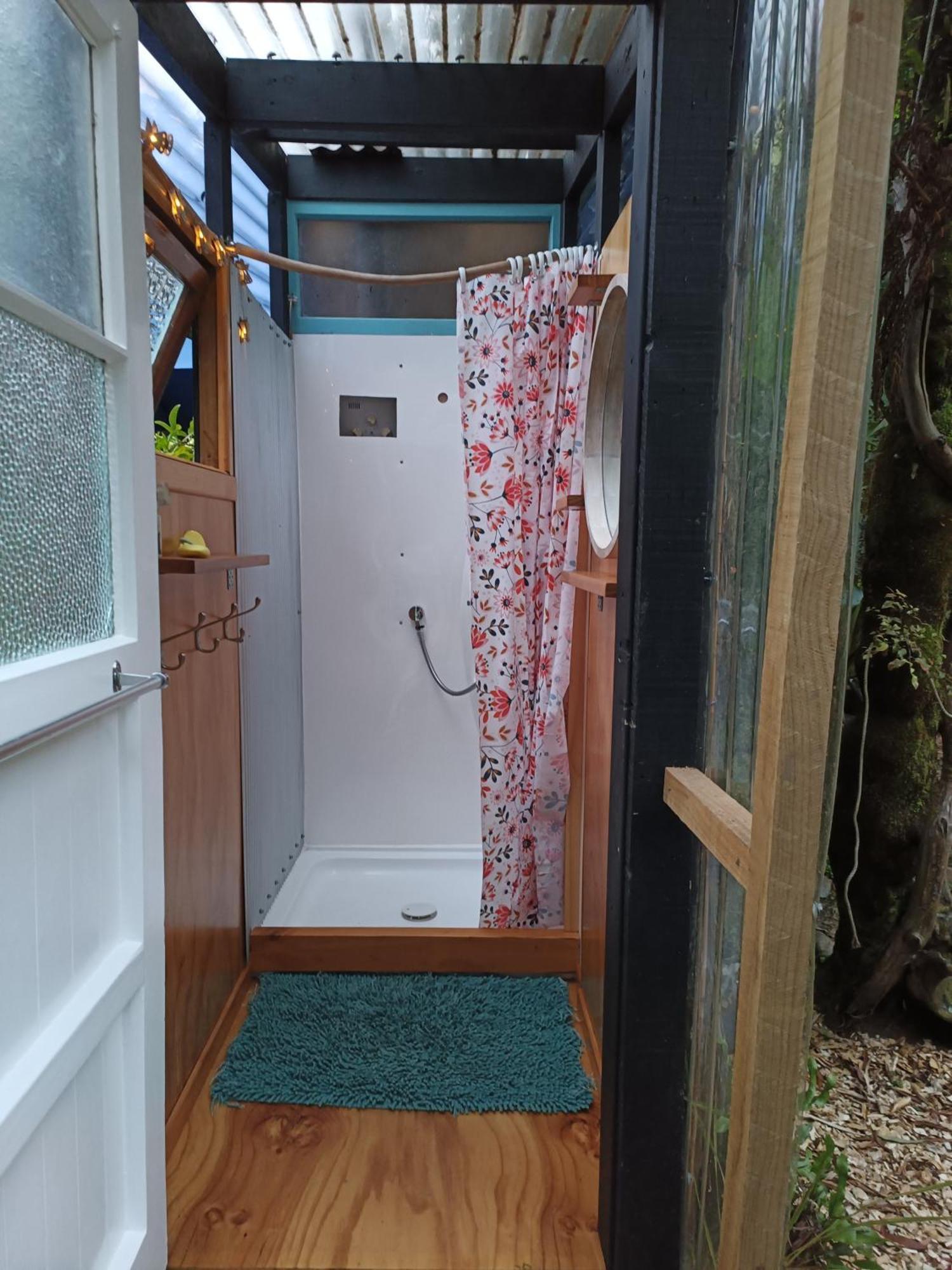 Gumboot Paradise Eco Stay Barrytown Экстерьер фото